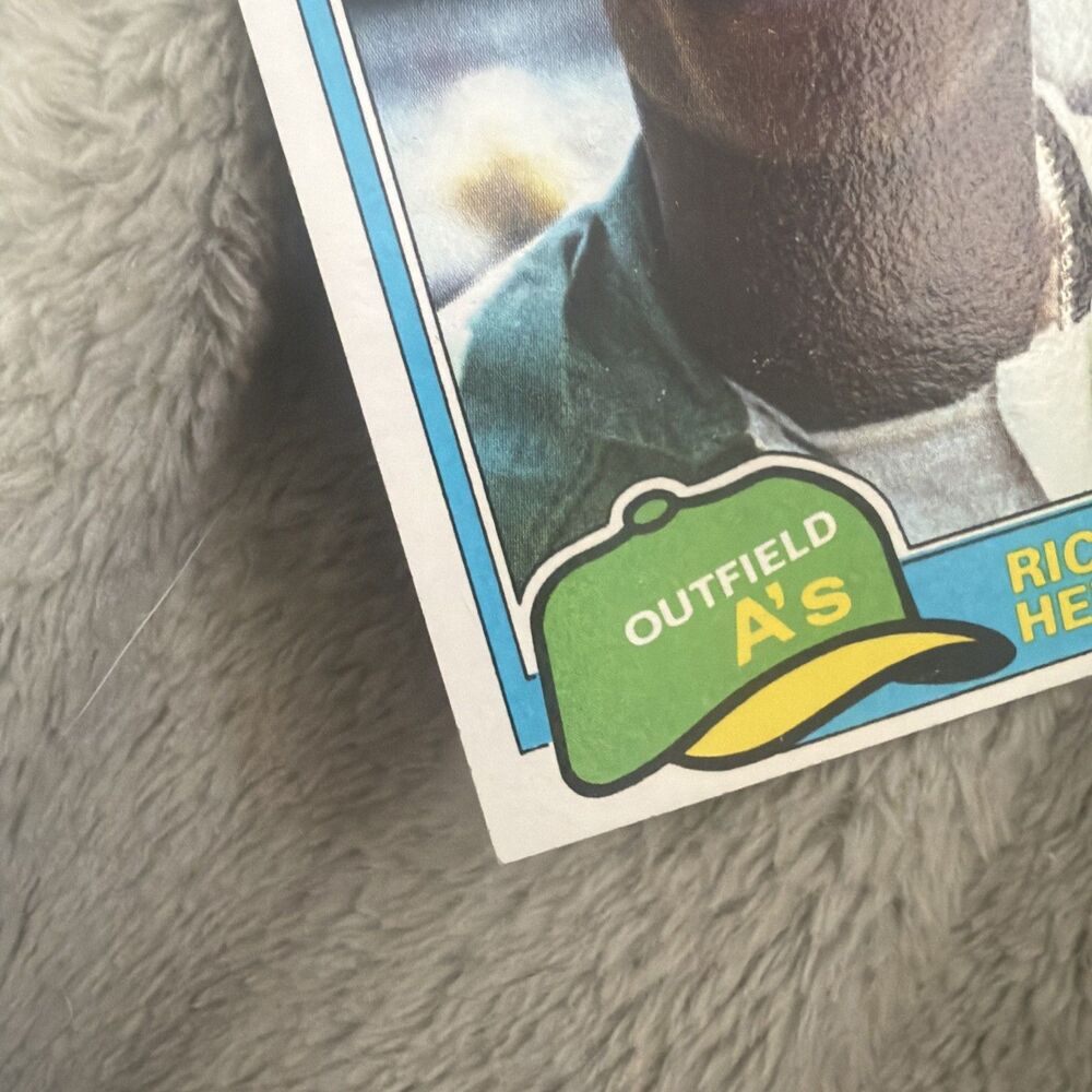 1981 Topps - Rickey Henderson #261 - Picture 6 of 8